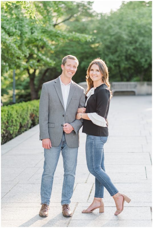 nelson atkins museum summer engagement session Bailey Pianalto Photography